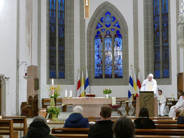 Lumen Christi - Auferstehungsmesse in St. Crescentius (Foto: Karl-Franz Thiede)